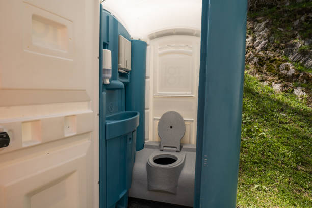 Best Portable toilet rental cost  in Venersborg, WA